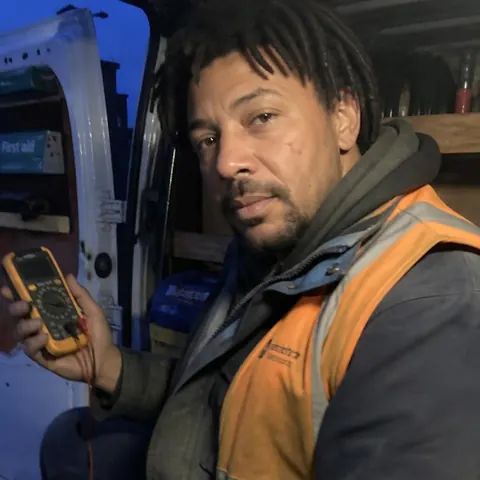 Felix Neumann, Service für Luft/Wasser-Wärmepumpen – Crailsheim, Deutschland